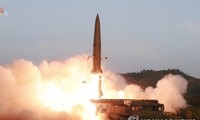 Triều Tiên phóng tên lửa đạn đạo tầm ngắn hôm 25/7. Ảnh: KCNA