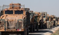 Lực lượng Thổ Nhĩ Kỳ ở thị trấn biên giới giáp Syria. Ảnh: Reuters