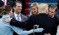 Gia đình ông Trump trong lễ nhậm chức năm 2016. Ảnh: Getty