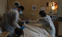 Mỹ hứng làn sóng ca tử vong vì Omicron, có thể ghi nhận thêm 300.000 người chết