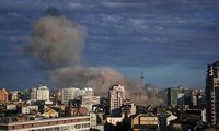 Nga xác nhận không kích nhà máy rocket ở Kiev