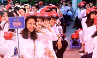 Ủy ban ATGT Quốc gia phối hợp với UBND TP Đà Nẵng tổ chức Lễ Phát động Chương trình Trao tặng 20 nghìn mũ bảo hiểm lần thứ 6 năm 2020 cho đối tượng là học sinh, sinh viên và người dân trên cả nước