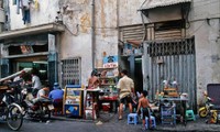 Ngắm Sài Gòn thập niên 90: Bạn có nhận ra góc phố nhà mình không nào?