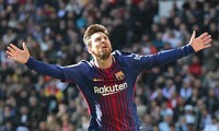 Messi tỏa sáng với cú sút phạt đền thành công và 1 pha kiến tạo giúp Barcelona thắng đậm 3-0.