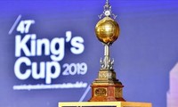 Chiếc cúp vô địch King's Cup sẽ do chính Nhà Vua Thái Lan trao tặng.