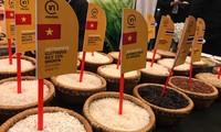 Cục trưởng Quản lý chất lượng nông lẩm sản và Thuỷ sản cho rằng, về mặt an toàn, gạo lưu thông trên thị trường Việt Nam hay để xuất khẩu đều an đảm bảo an toàn như nhau (Ảnh: Phạm Anh)