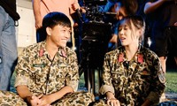 Hậu Hoàng - Mũi trưởng Long quá ngọt ngào trong hậu trường MV mới của Dương Hoàng Yến