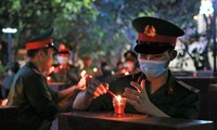 Thành phố Thủ Đức dâng hương, thả hoa đăng tưởng niệm các Anh hùng liệt sĩ