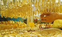 Giá vàng trong nước cao hơn vàng thế giới 15,4 triệu đồng/lượng. ảnh minh hoạ 