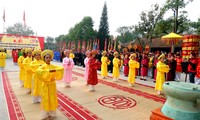 Lễ hội Đền Mẫu Âu Cơ năm Canh Tý 2020. Ảnh: Nguyễn Quý.
