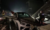 Mưa lốc kinh hoàng ở Yên Bái: Hàng loạt ôtô bị đè bẹp, trên 2.000 nhà tốc mái