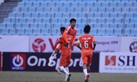 Hà Đức Chinh có bàn thắng đầu tay ở LS V-League 2021 (ảnh TNO)