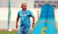 HLV Park Hang-seo và đội tuyển Việt Nam sắp bước vào hành trình bảo vệ ngôi vương ở AFF Cup 2020. (ảnh Anh Đoàn)