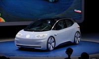Dính ‘phốt’ khí thải, Volkswagen quay sang phát triển xe điện