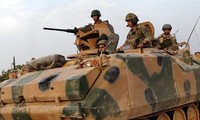 Lực lượng Thổ Nhĩ Kỳ tiến hành cuộc tập trận đầu tiên tại căn cứ quân sự Tariq bin Ziyad vào Chủ Nhật (18/6). Ảnh: EPA
