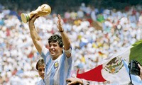 Những bộ phim phải xem nếu muốn hiểu về cố huyền thoại bóng đá Maradona