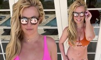 Britney Spears khoe thân hình ‘bốc lửa’ với bikini sau khi xin được ra tòa