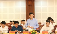 Quyền Bộ Trưởng Bộ Y tế Nguyễn Thanh Long phát biểu chỉ đạo tại cuộc họp ngày 9/7