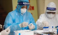 Việt Nam thêm 12 ca mắc mới COVID-19, có bệnh nhân về từ Anh