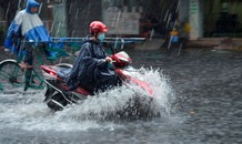 Miền Trung mưa kéo dài