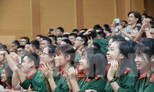 Tưng bừng gala đón 418 tân học viên Học viện Quân y