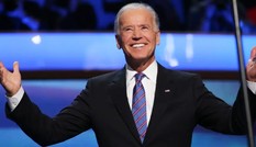 Lãnh đạo Việt Nam gửi điện mừng, mời ông Joe Biden sang thăm