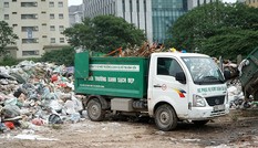 Bộ TN&MT đề nghị Hà Nội báo vụ rác chất có ngọn trong phố