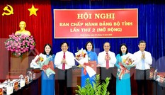Bình Dương: Chuẩn y các chức danh, nguyên Chủ tịch tỉnh chính thức nghỉ hưu