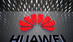 Tập đoàn Huawei lại bị dội 2 quả bom lớn