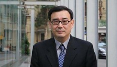 Nhà văn Úc nói từng làm gián điệp cho Trung Quốc