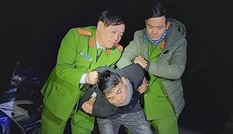Quật ngã đối tượng dùng xe máy vận chuyển lượng lớn ma túy đi tiêu thụ