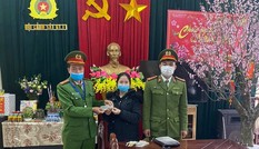 Đánh rơi hơn 1 cây vàng, cô gái may mắn được nhận lại