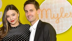 Thiên thần nội y Miranda Kerr sinh con trai thứ 3