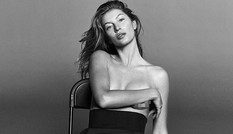 Siêu mẫu 'triệu đô' Gisele Bundchen bán nude che ngực đầy