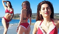 Sao Hollywood Blanca Blanco mặc bikini đỏ rực trên biển Malibu