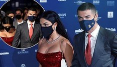 Georgina quá nóng bỏng tháp tùng bạn trai Ronaldo nhận giải 'Cầu thủ xuất sắc nhất thế kỷ'