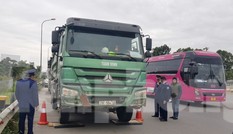 Cầu Thăng Long lập chốt kiểm soát xe quá tải thế nào?