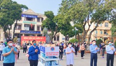 Trường Đại học Sao Đỏ tiếp tục thần tốc chế tạo 2 robot cùng tỉnh Hải Dương phòng, chống COVID-19