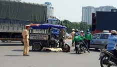 Ba tài xế taxi đánh chết người lái xe ba gác do va chạm giao thông
