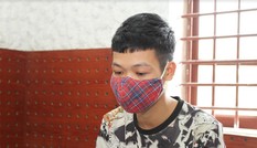Say rượu dùng dao đâm nhiều người bị thương