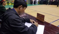 Những dòng sổ tang xúc động tại lễ viếng 22 liệt sĩ hy sinh ở Quảng Trị
