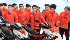 Tặng 58 xe máy cho tuyển Việt Nam, Honda muốn nhắn nhủ gì?