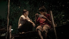 Nếu biết thêm về những ẩn ý này, bạn sẽ thấy phim “Ròm” thú vị, sâu sắc hơn nữa