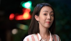 “Tiệc trăng máu” vẫn đang sốt ngoài rạp, Thu Trang đã rục rịch quay lại với “Chị Mười Ba”