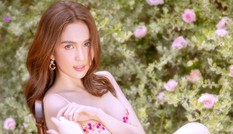 Khán giả bất ngờ khi “nữ hoàng nội y” Ngọc Trinh lộ ảnh nhạy cảm phô bày cả vòng 1