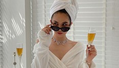 Ngọc Trinh khoe ảnh tắm bồn, quyết giữ vững ngôi vị mỹ nhân nóng bỏng hàng đầu V-biz