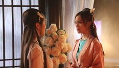 Sunny Đan Ngọc tái hiện truyện Kiều trong MV 2 tỷ đồng