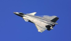 Trung Quốc nói tiêm kích Rafale Ấn Độ ‘không có cửa’ trước J-20