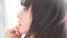 Sở hữu vẻ ngoài hoàn hảo và nóng bỏng nhưng mỹ nhân “đắt giá” này vẫn bị chồng lừa dối