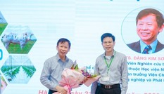 Sinh viên tìm hiều về “Nền nông nghiệp Việt Nam hiện tại và tương lai”